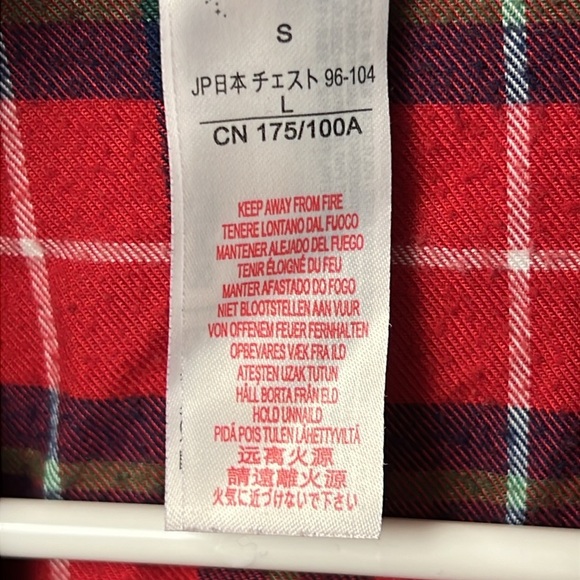 Disney women’s Red Plaid Mickey Mouse Pajama Top and bottom set Sm sleepwear - Picture 4 of 10